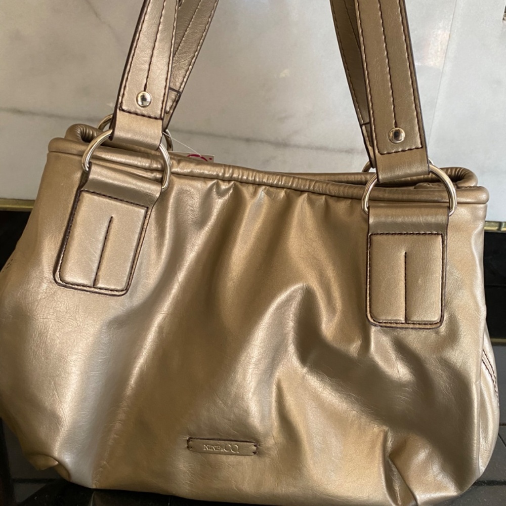 Nine & Co. - Picture 2 of 15